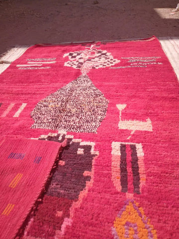 Alfombra Bereber Boujad de Lana - Fucsia, Magenta y Tonos Dorados